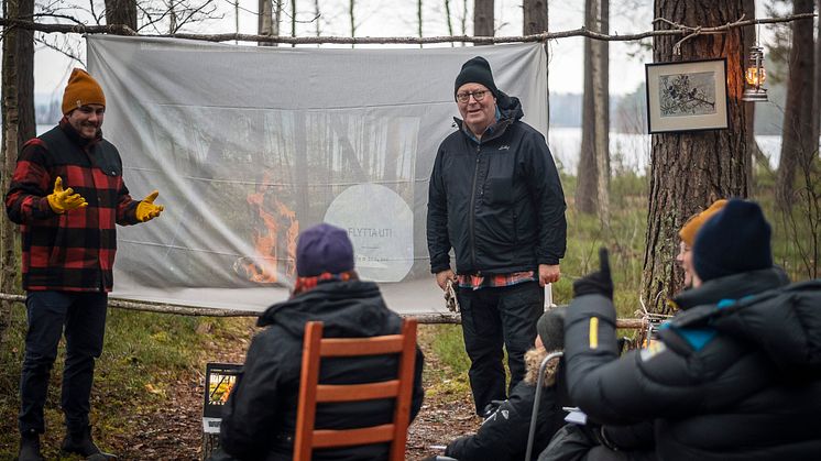 Utomhuskonferens, Möten på dalavis