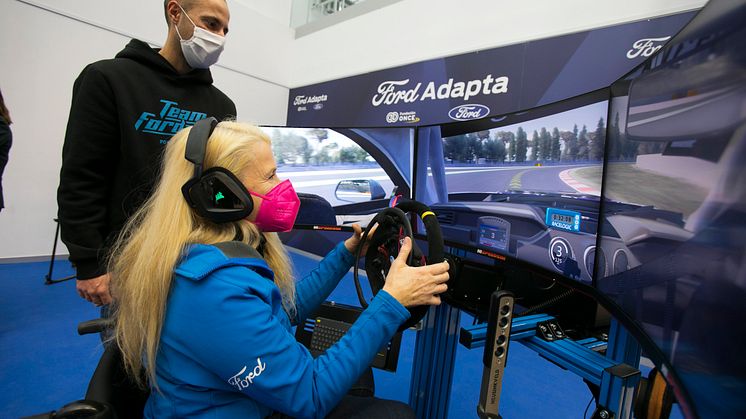 Ford hjælper trafikofre tilbage bag rattet
