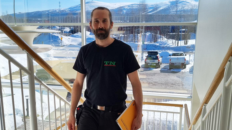 Andreas Nordanvidd har över 25 års erfarenhet av byggbranschen och studerar nu till platschef nu hos YH Akademin.