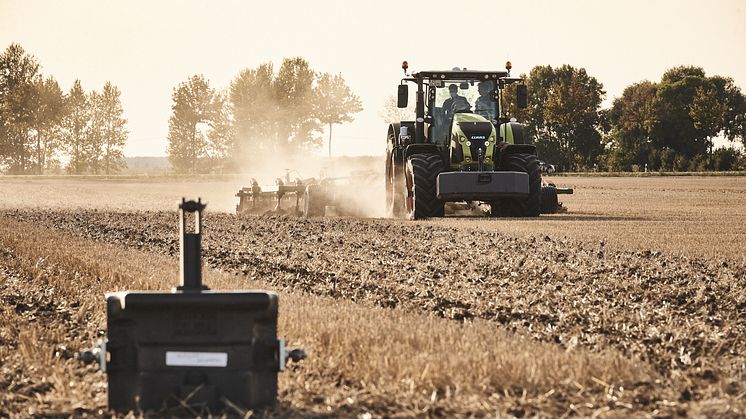 DLG Test Tractors with CEMOS