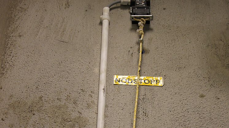 Stoppsnöre i paternosterhiss