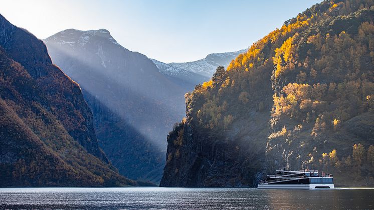 I haust kan du få ein smak av både Sognefjorden og Italia på Nærøyfjorden