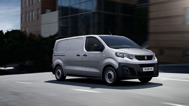 Ny PEUGEOT Expert tager et spring ind i fremtiden
