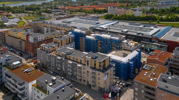 Här bygger Riksbyggen ett helt kvarter precis intill det nya shoppingcentrumet i Kungälv.
