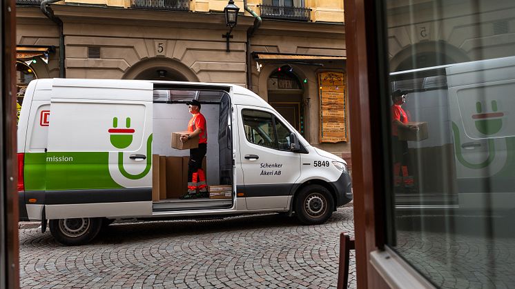 Eldrivna paketbilar