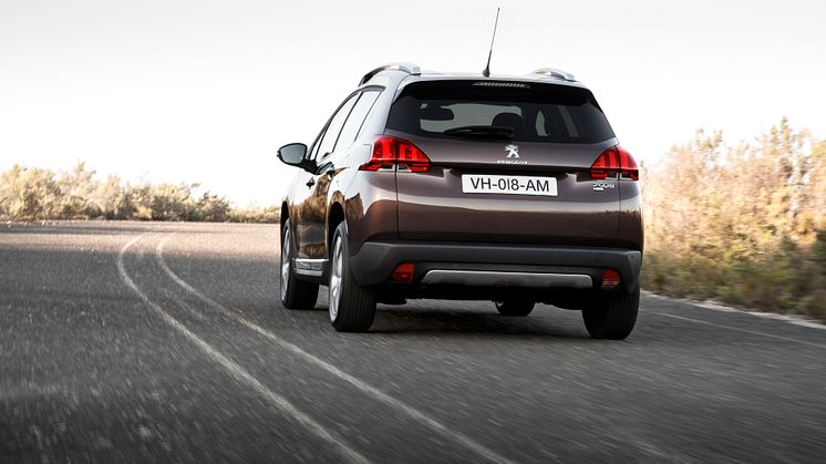 Sverigepremiär för nya crossovern Peugeot 2008