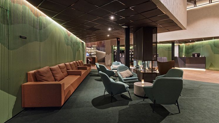 Polar Hotel_lobby