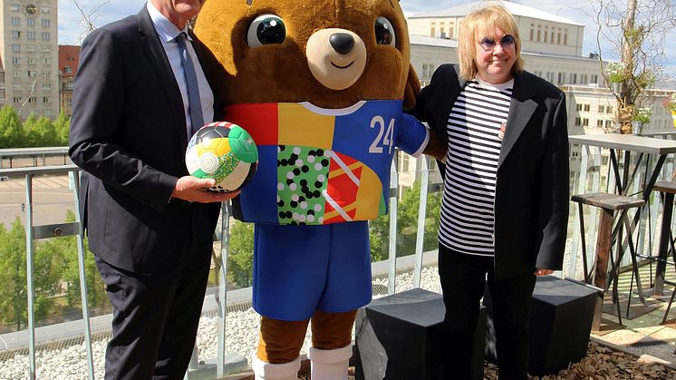 UEFA EURO 2024: Burkhard Jung, Albärt und Tobias Künzel