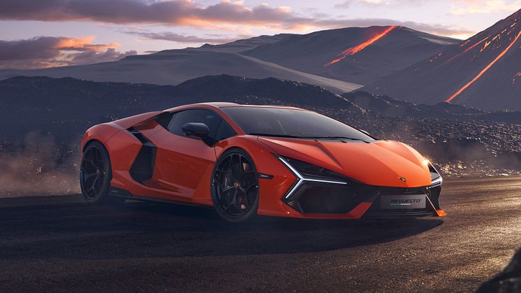 Lamborghini Revuelto