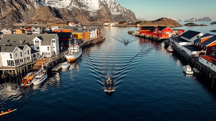 Discovering Lofoten in northern Norwayphoto credit_Norwegian Seafood Council _Kristoffer Lorentzen