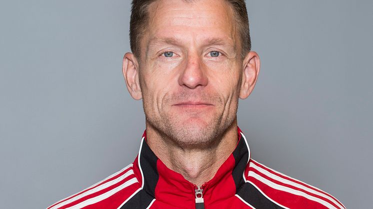 Roger Sandkvist, Sävar IK,  får Woody Ungdomsledarstipendiet 2012