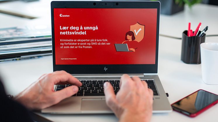 Bruken av svindelmail øker i takt med netthandelen. Nå lanserer Posten et gratis lynkurs om nettsvindel til alle i Norge.