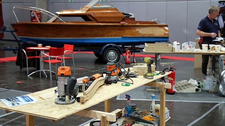 Pinnen-Bau-Workshop in der Beach & Boat Werkstatt in Halle 4