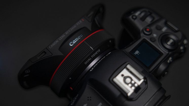 RF 5.2mm F2.8L DUAL FISHEYE VR180