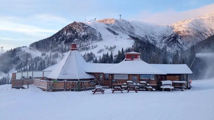 SkiStar förvärvar aktierna i Platåkåtan restaurang i Åre AB: - STP restauranger tar över driften 