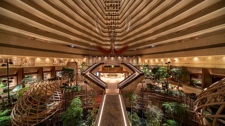 PARKROYAL COLLECTION Marina Bay clinches the 5-Star Hotel Interior Award by International Property Award, UK for its Sustainable Design.  Photo: Darren Soh