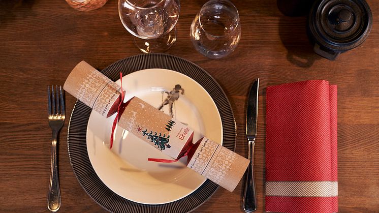 Duni launches recyclable and 100% plastic-free Spirit of Christmas Crackers