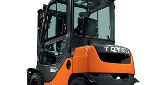 Förbränningstrucken Toyota Tonero