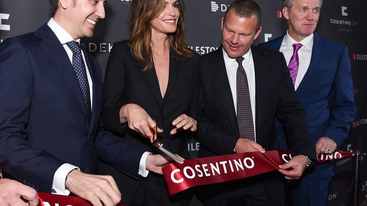 Eduardo-Cosentino-Cindy-Crawford-Brandon-Calvo-Matt-Thurston-lr