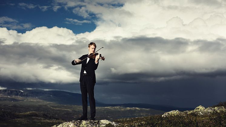 Eivind Holtsmark Ringstad 