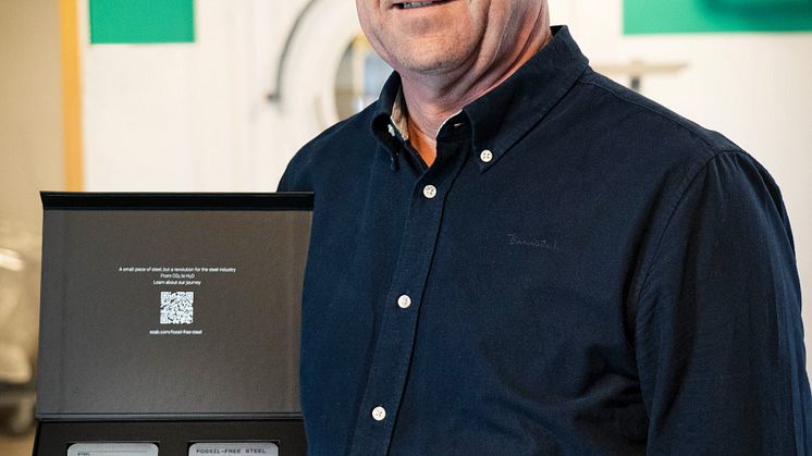 Prover på fossilfritt stål från SSAB samt Torbjörn Henrysson
