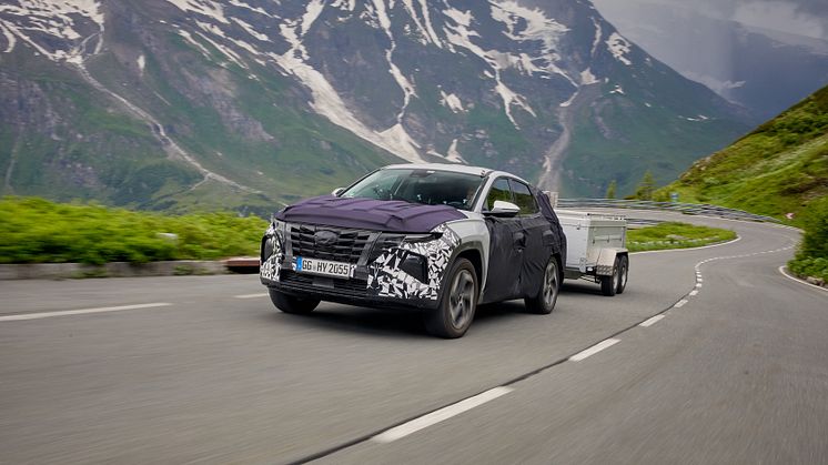 all-new Hyundai Tucson trailer testing (4).jpg