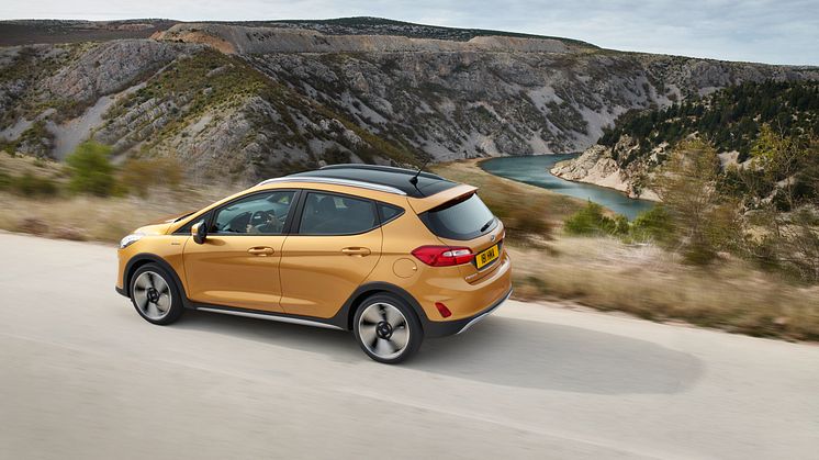 FORD_FIESTA_ACTIVE_34_REAR_DRIVING