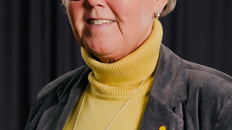 Monica Gundahl (S)