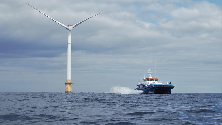 The Crew Transfer (SWATH) vessels from the Maritime Craft Service operates on the offshore wind farm Hornsea 1 and Hywind in the North Sea. The boats are driven forward by specially manufactured engine parts from Hundested Propeller.