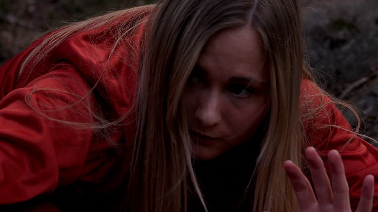 Stillbild från filmen Red Alert. Filmare Ali Quraishi.