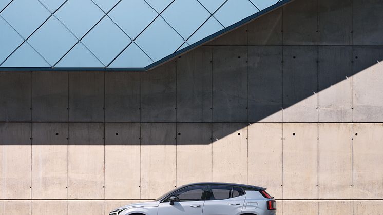313296_Volvo_EX30_exterior