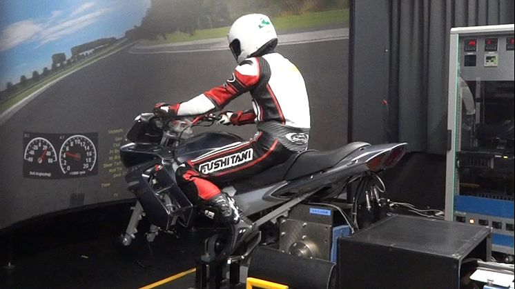 Motorcycle R&D That Sparked a Study of VR-Induced Motion Sickness   Yamaha Motor Newsletter (Jan. 18, 2021 No. 83)