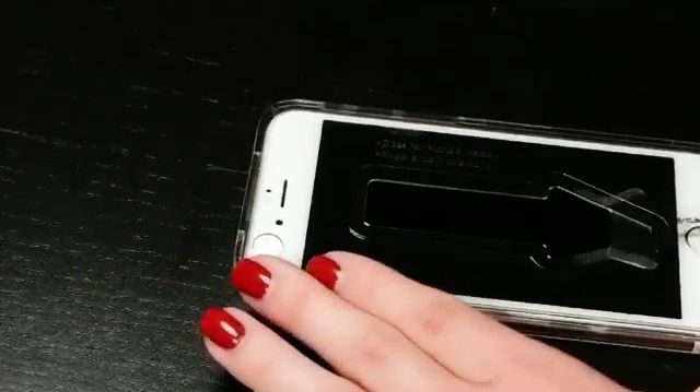 iPhone 6 Schutzfolie – Anbringung mit Eleganz 