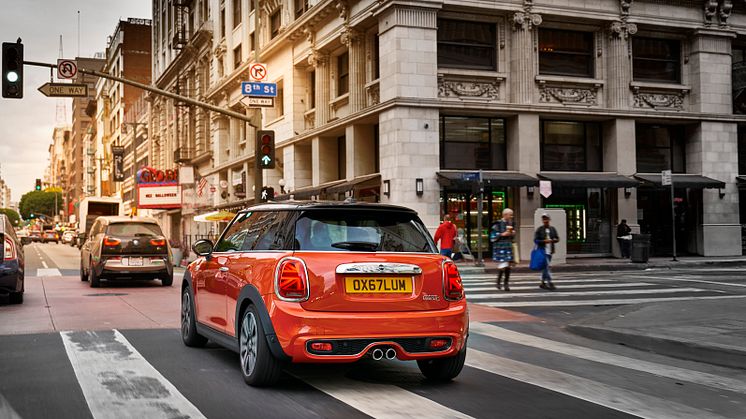 Nya MINI Cooper S 3-dörrar