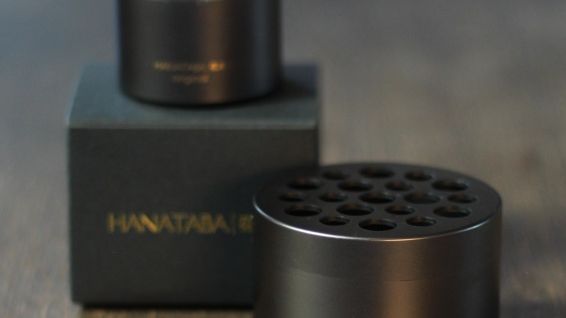 Smartasaker-bukethållaren-hanataba.jpeg