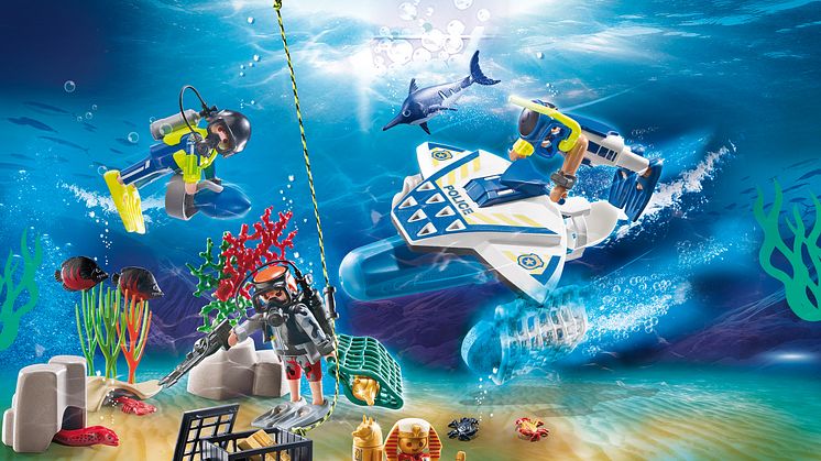 Adventskalender Badespaß Polizeitaucheinsatz (70776) von PLAYMOBIL