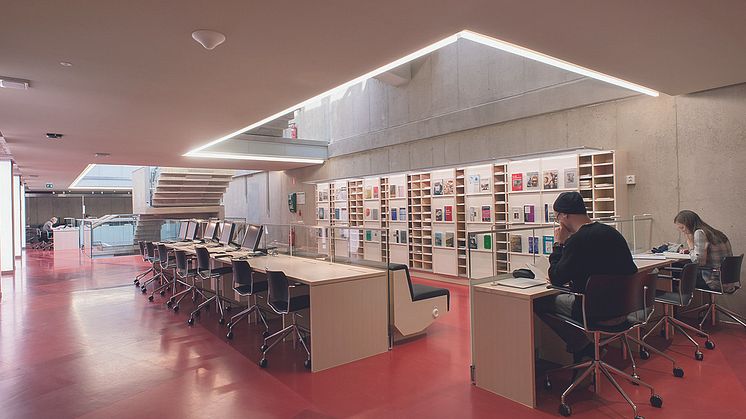 Ombyggnad av Kungliga biblioteket öppnar för visning av Djävulsbibeln