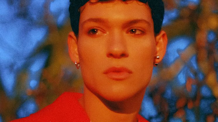Omar Rudberg släpper första singeln 'Red Light' under Elektra Entertainment