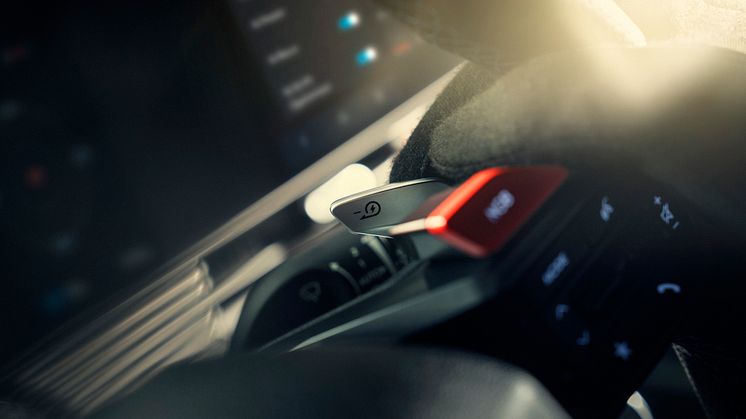 Hyundai-ioniq-5-n-interior-paddle-shifting_jpg