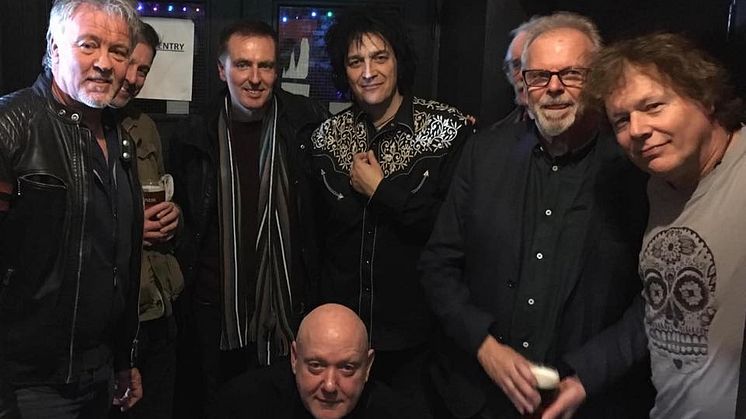 Sulo, Paul Young & UK-teamet