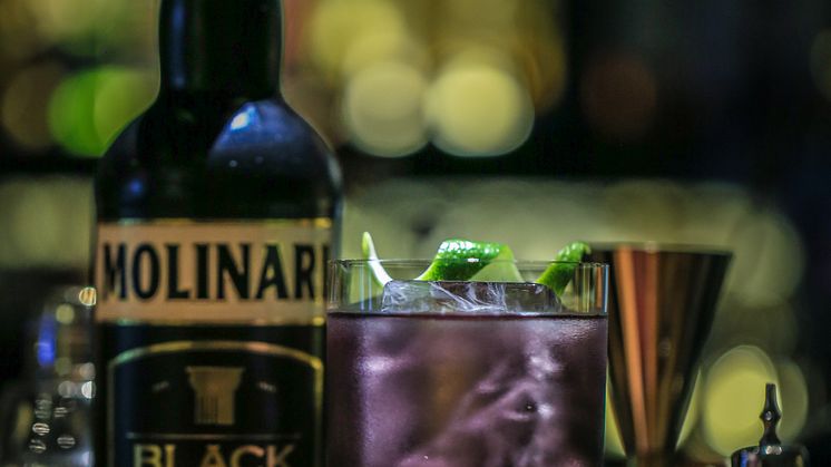 Molinari Black drinkbild 3