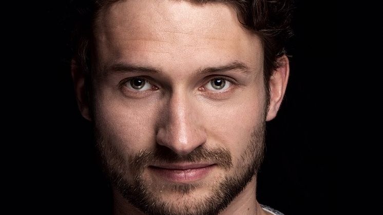 Patrick Mellow liefert feinsten Soul und Pop am Kieler Bootshafen. 