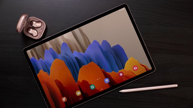 Tab S7+ and Buds Live