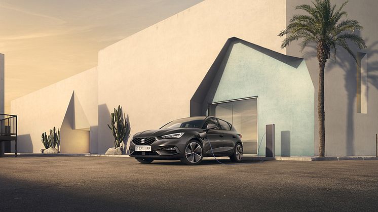 SEAT Leon FR Plug-in e-HYBRID. 