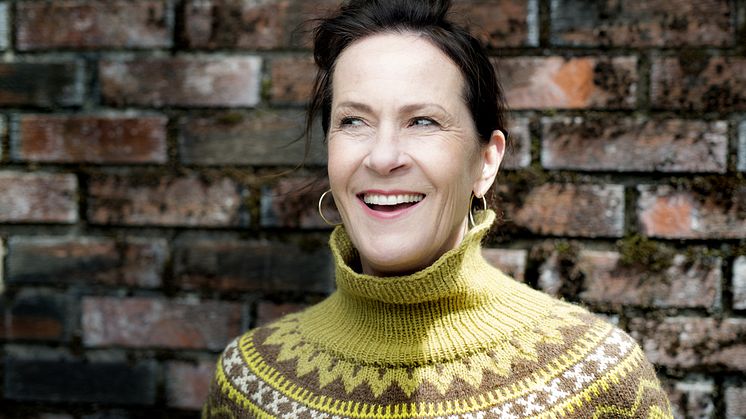 Vigdis Hjorth har gjennom hele sitt forfatterskap utforsket menneskers vilkår og livsvalg. Til høsten har vi en ny, stor leseropplevelse i vente. Foto: Agnete Brun