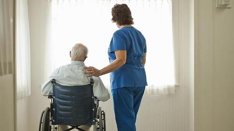 Äldre värnar sin egen värdighet visar ny studie