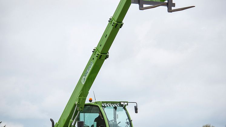 Merlo 38.10