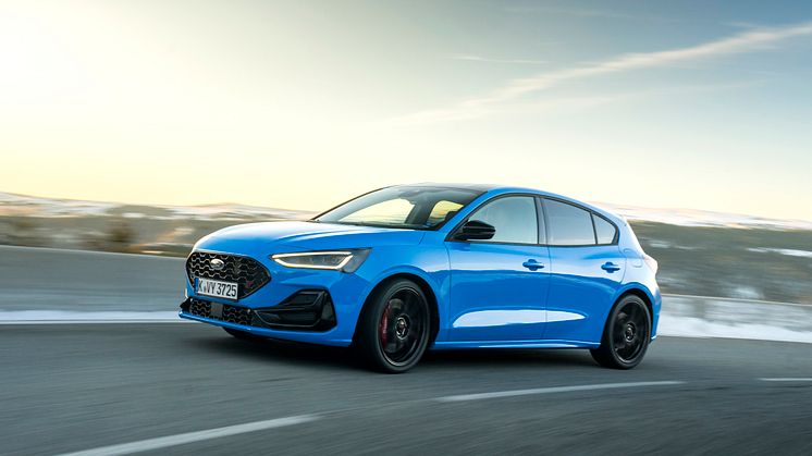 2024_FORD_FOCUS-ST_10.jpg