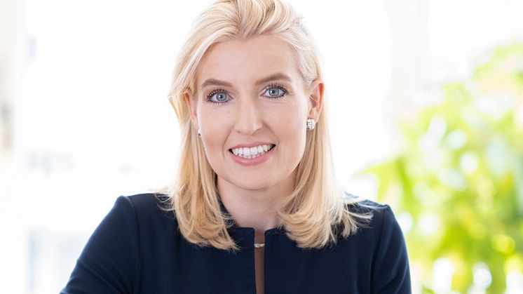 Dr. Claudia Max
