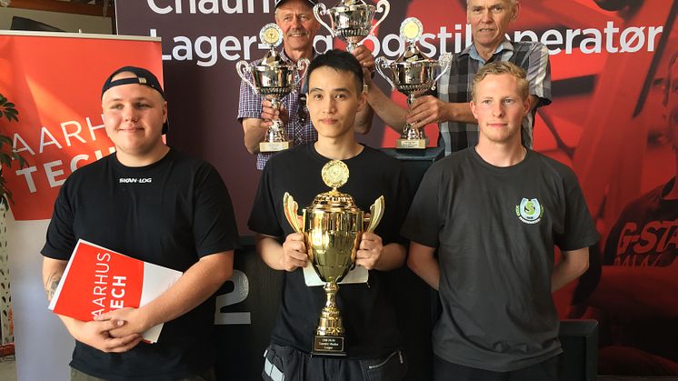 Danmarksmester Luc Nguyen ses i midten af billedet.